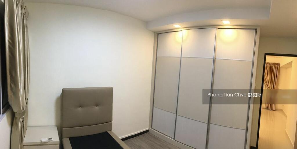 Blk 208 Choa Chu Kang Central (Choa Chu Kang), HDB Executive #299561071